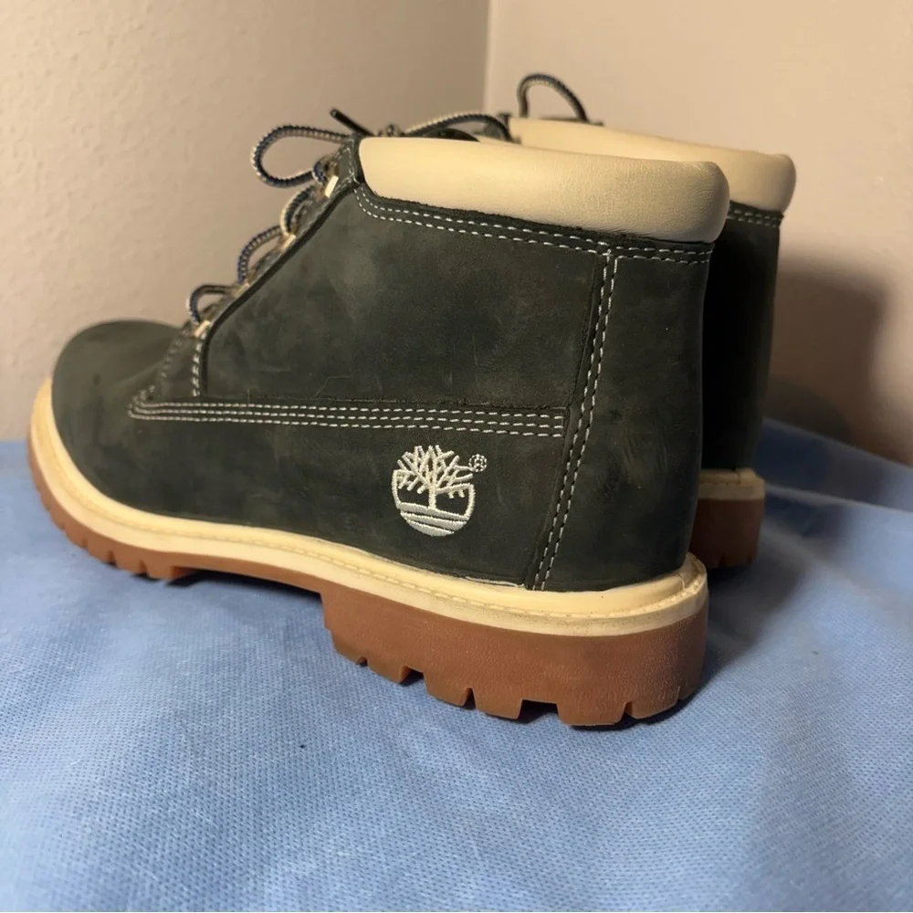 Timberland Women's Nellie Waterproof Chukka Boot in blue nubuck leather NWOT